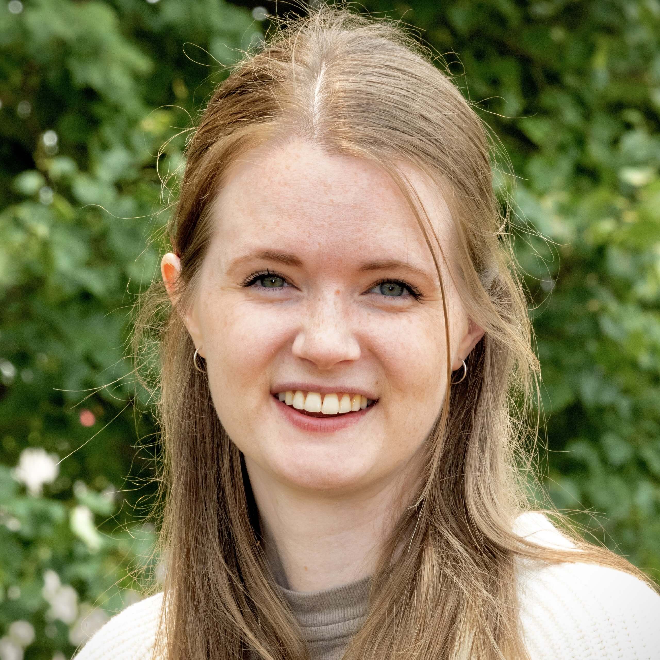 Lyndsay Murdock, Social Worker